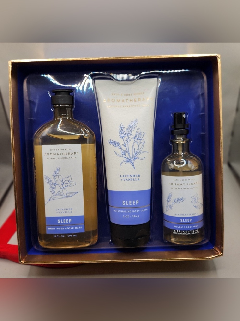 *NWT* Bath & Body Works 'All is Calm' Christmas Gift Box Set Lavender + Vanilla
